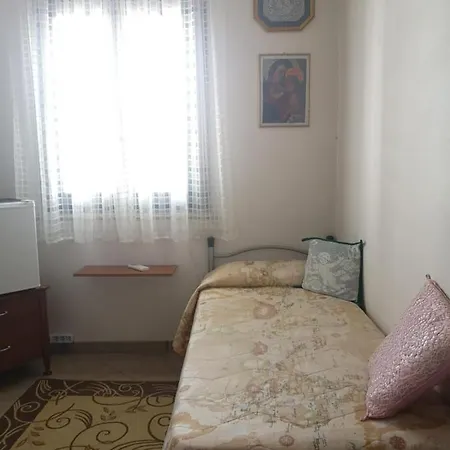 La Dimora Degli Angeli 住宿加早餐酒店 *